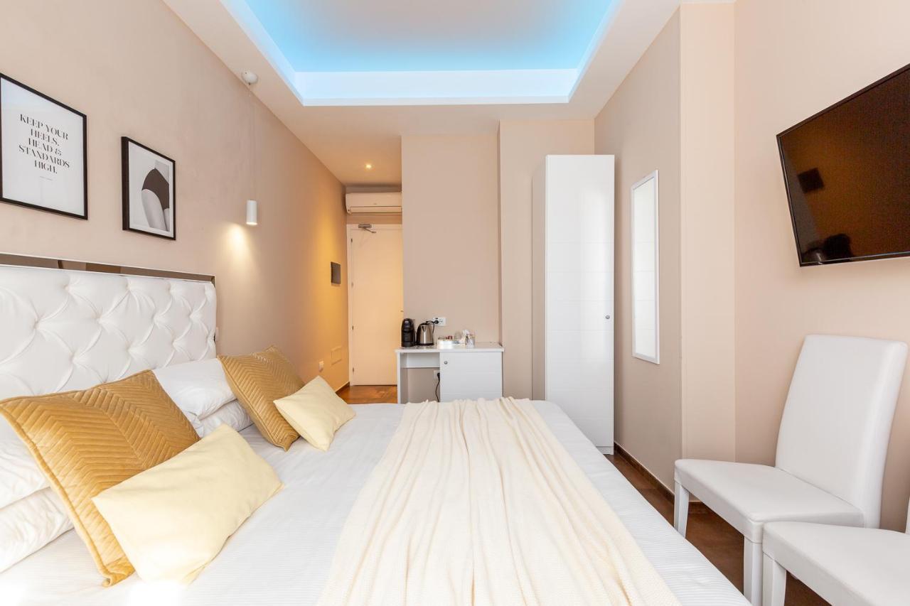 Club 57 Imperial Rooms Кальярі Екстер'єр фото
