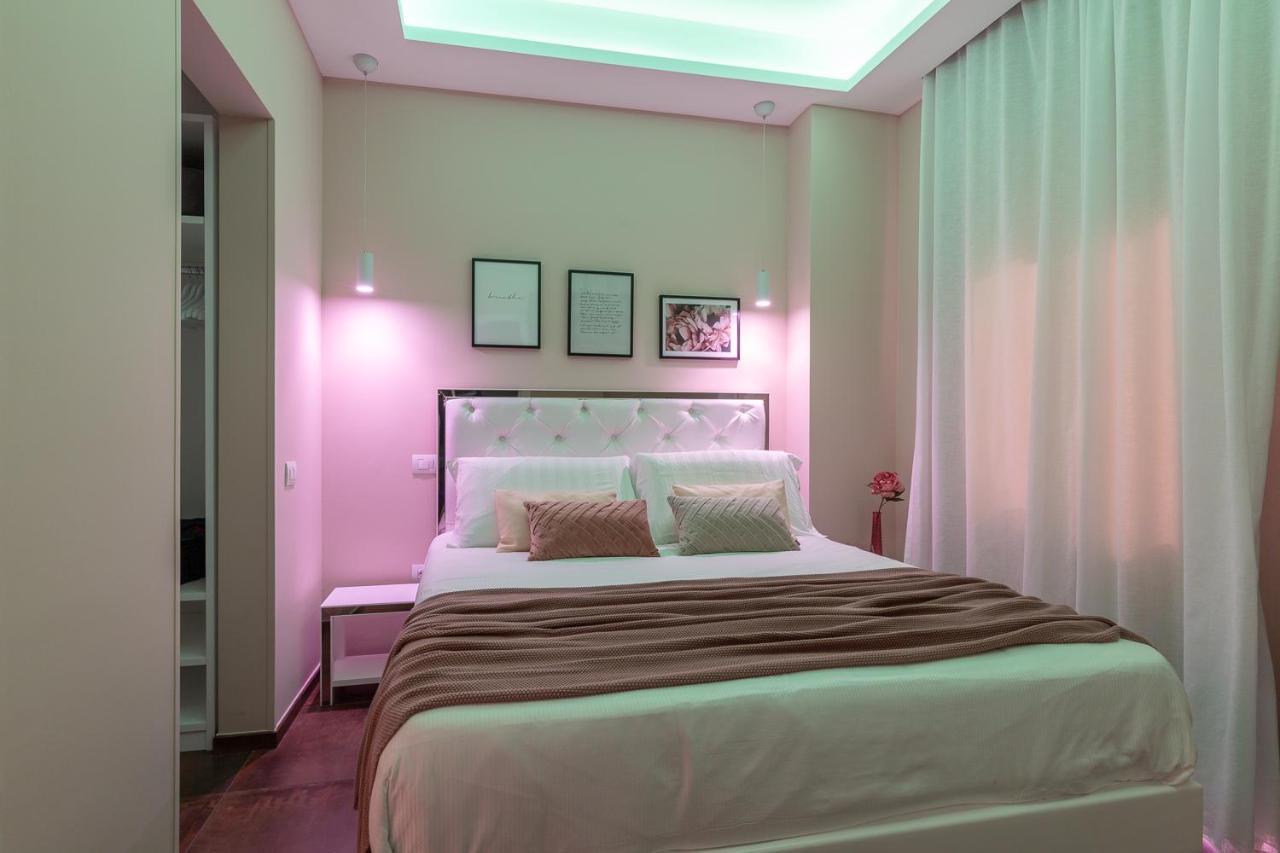Club 57 Imperial Rooms Кальярі Екстер'єр фото
